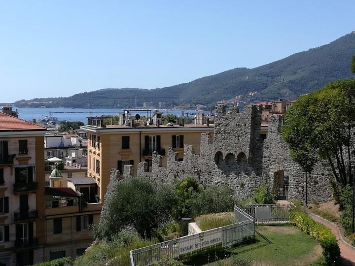 Apartament La Finestra Sul Parco La Spezia Zewnętrze zdjęcie
